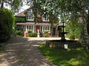 Гостиница Frasers Guest House  Батлсбридж